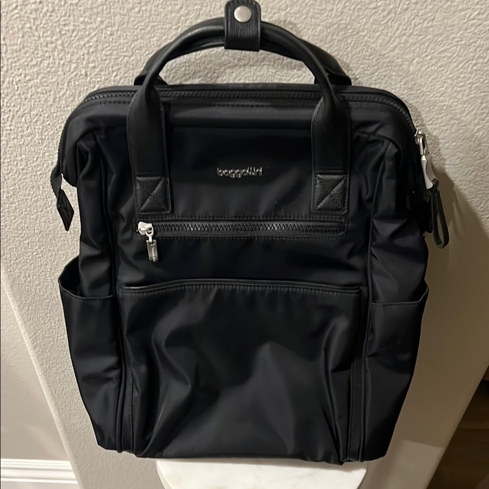Baggallini Black Nylon Convertible Backpack Tote